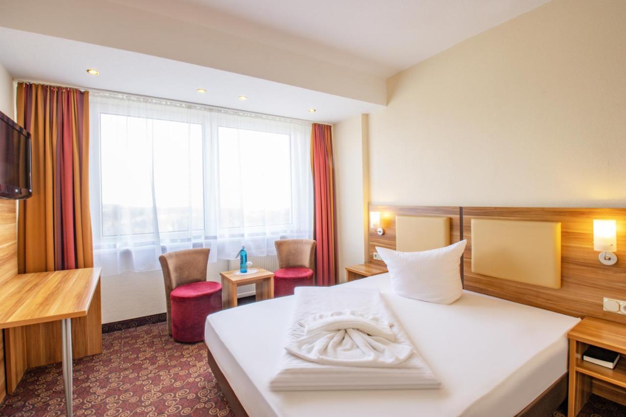 Ferien Hotel Rennsteigblick Фридрихрода Экстерьер фото