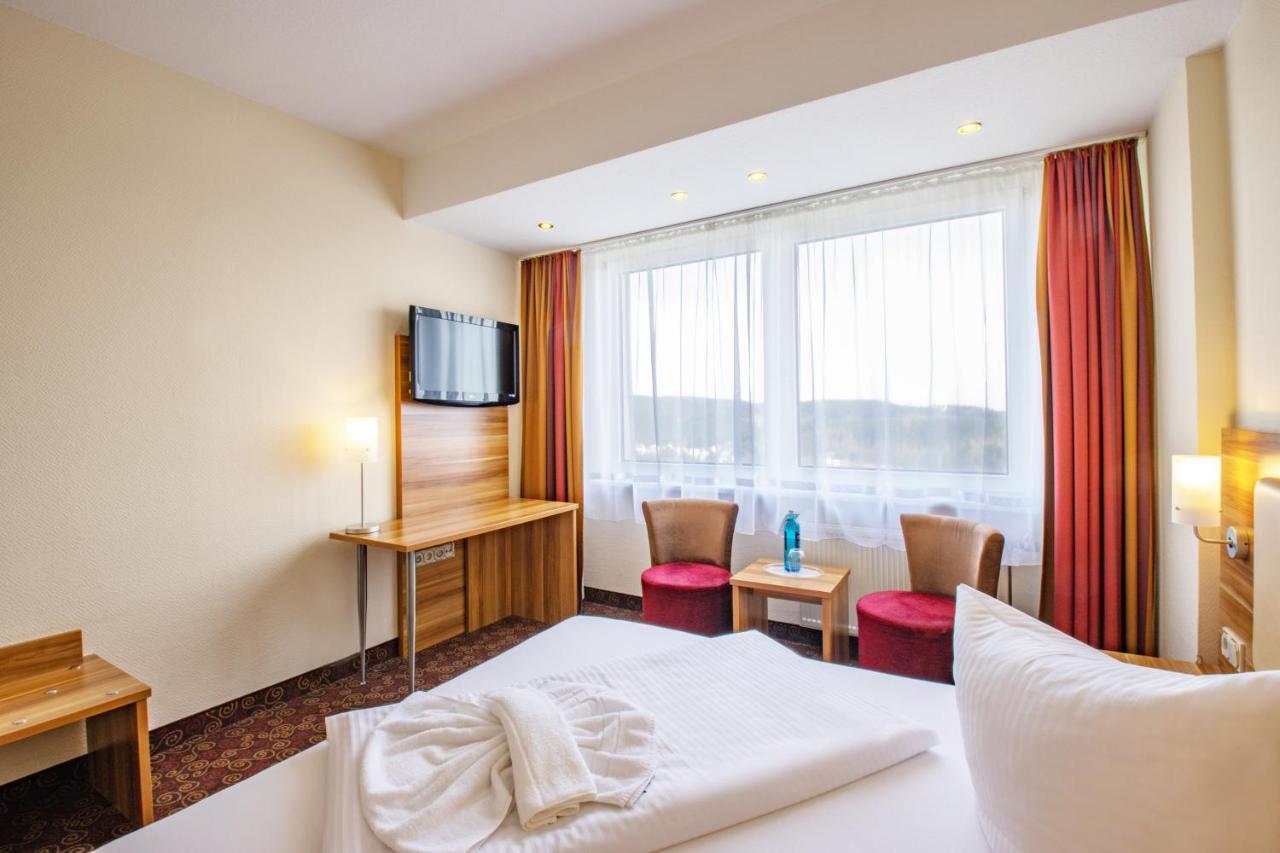 Ferien Hotel Rennsteigblick Фридрихрода Экстерьер фото