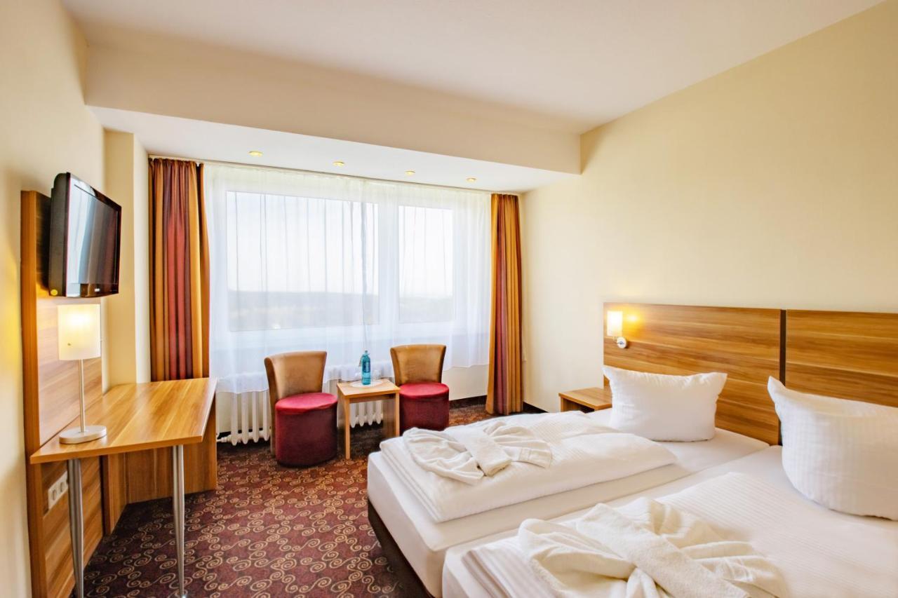 Ferien Hotel Rennsteigblick Фридрихрода Экстерьер фото