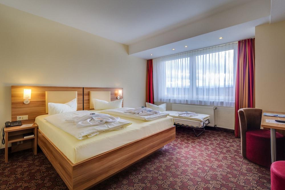 Ferien Hotel Rennsteigblick Фридрихрода Экстерьер фото